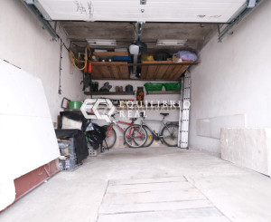 (PREDANÁ) PRIESTRANNÁ GARÁŽ S ELEKTRICKOU BRÁNOU NA PREDAJ KOŠICE - KRAKOVSKÁ