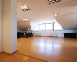 (PRENAJATÝ) PERFEKTNÝ OBCHODNÝ PRIESTOR PRIPRAVENÝ PRE VAŠE PODNIKANIE