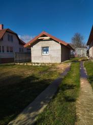 (ZRUŠENÉ) EXKLUZÍVNY PREDAJ NOVOSTAVBY REKREAČNEJ CHATY V PLECHOTICIACH