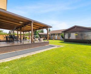 PREDAJ - 10-IZBOVÝ DOM - PENZIÓN - PODHÁJSKA