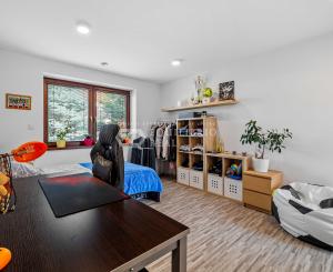 (PRERUŠENÝ PREDAJ) EXKLUZÍVNY PREDAJ - 5-IZBOVÝ NÍZKOENERGETICKÝ DOM - VODERADY