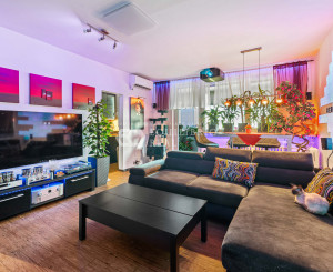 (PREDANÝ) EXKLUZÍVNY PREDAJ - MODERNÁ DELUXE 2-GARSÓNKA V PETRŽALKE