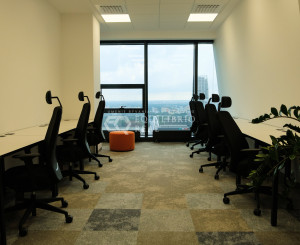 PRENÁJOM - PRESTÍŽNE KANCELÁRIE NA 28. POSCHODÍ NIVY TOWER