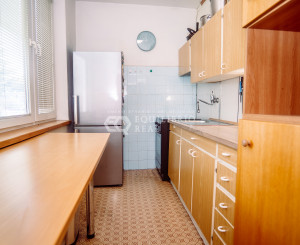 ZNÍŽENÁ CENA ZA 3 IZBOVÝ BYT NA URALSKEJ - SKVELÁ VOĽBA