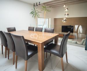 VILADOM KRÁSNA S RUKOPISOM ARCHITEKTA