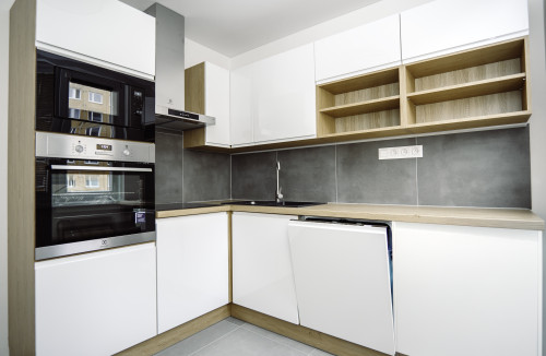 (PREDANÝ) KOMPLETNE ZREKONŠTRUOVANÝ 1 IZBOVÝ BYT NA VARŠAVSKEJ ULICI