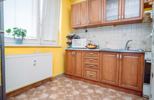 (PREDANÝ) ŠIKOVNÝ 2 IZBOVÝ BYT NA KVP – SKVELÁ CENA, VÝBORNÁ LOKALITA