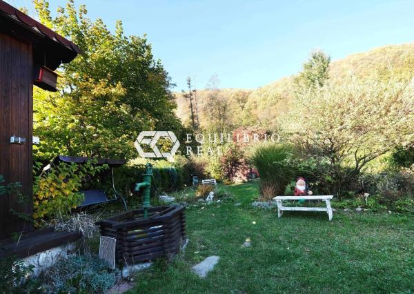 (PREDANÁ) ŠIKOVNÁ CHATA S POZEMKOM V NÁDHERNEJ LOKALITE PRI KOŠICIACH