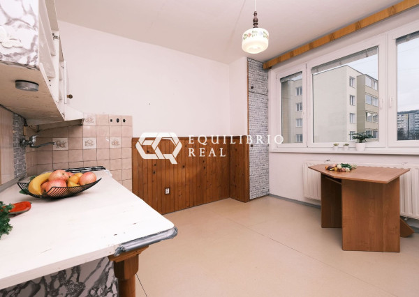 (PREDANÝ) ŠIKOVNÝ ŠTARTOVACÍ 2-IZBOVÝ BYT NA FURČI V KOŠICIACH