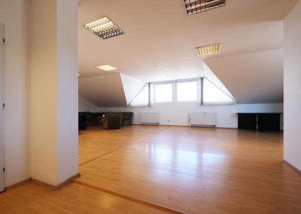 (PRENAJATÝ) PERFEKTNÝ OBCHODNÝ PRIESTOR PRIPRAVENÝ PRE VAŠE PODNIKANIE
