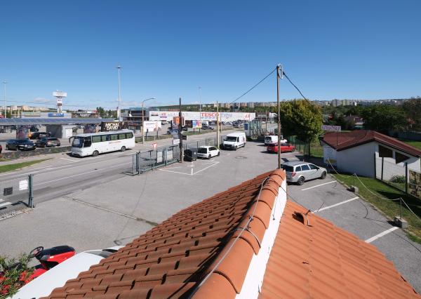 (PRENAJATÝ) PERFEKTNÝ OBCHODNÝ PRIESTOR PRIPRAVENÝ PRE VAŠE PODNIKANIE