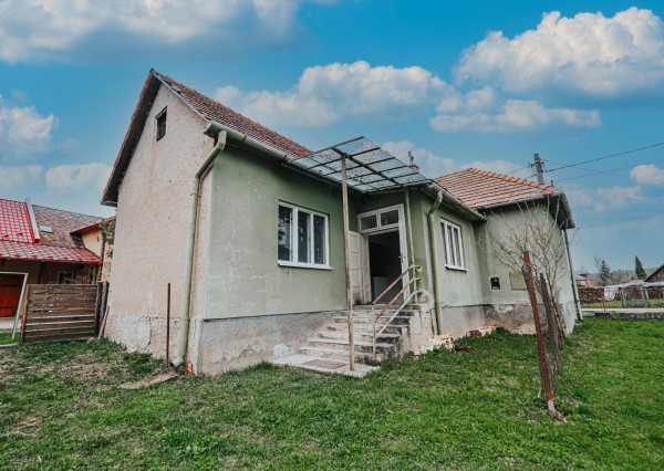 (REZERVOVANÉ) DOM, USADLOSŤ V POLINEJ