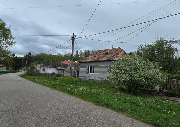 (REZERVOVANÉ) DOM, USADLOSŤ V POLINEJ