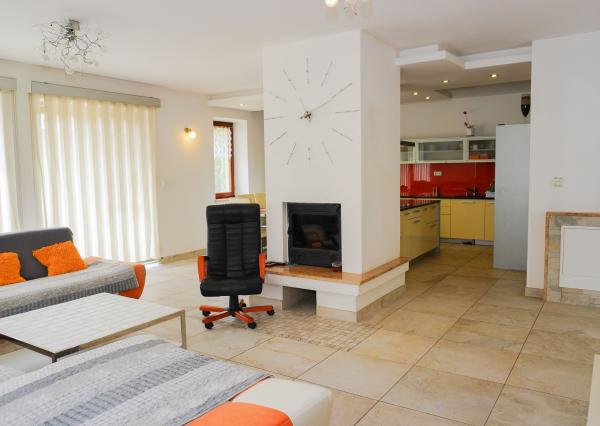 (ZRUŠENÝ) VILA GÁNOVCE - WELLNESS & FITNESS POD JEDNOU STRECHOU
