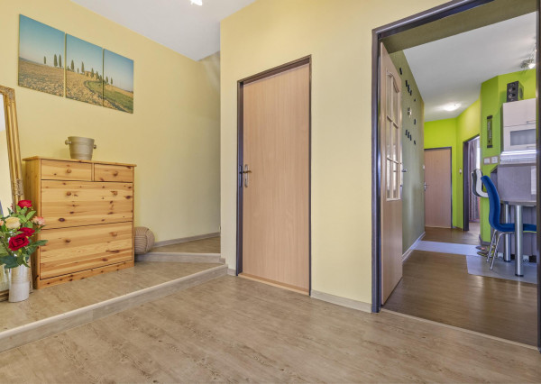 EXKLUZÍVNY PREDAJ - 4-IZBOVÝ DOM - VEĽKÉ ÚĽANY