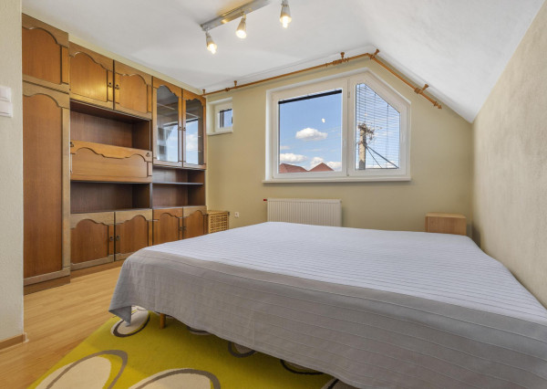 EXKLUZÍVNY PREDAJ - 4-IZBOVÝ DOM - VEĽKÉ ÚĽANY