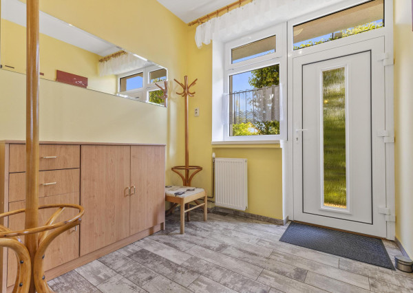 EXKLUZÍVNY PREDAJ - 4-IZBOVÝ DOM - VEĽKÉ ÚĽANY