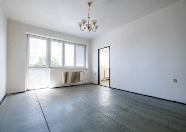 (PREDANÝ) NA PREDAJ 3-IZBOVÝ TEHLOVÝ BYT LUČENEC