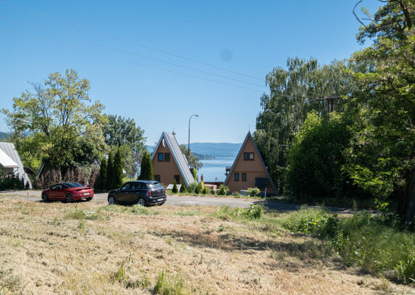 ŠÍRAVA, BIELA HORA - REKREAČNÉ CHATY, PROJEKT S POVOLENIAMI