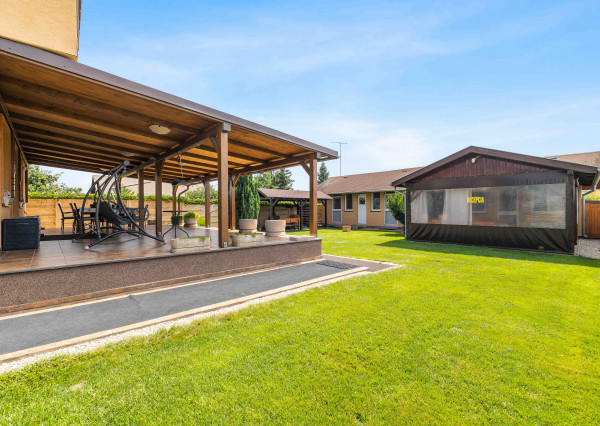 PREDAJ - 10-IZBOVÝ DOM - PENZIÓN - PODHÁJSKA