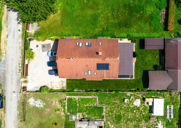 PREDAJ - 10-IZBOVÝ DOM - PENZIÓN - PODHÁJSKA