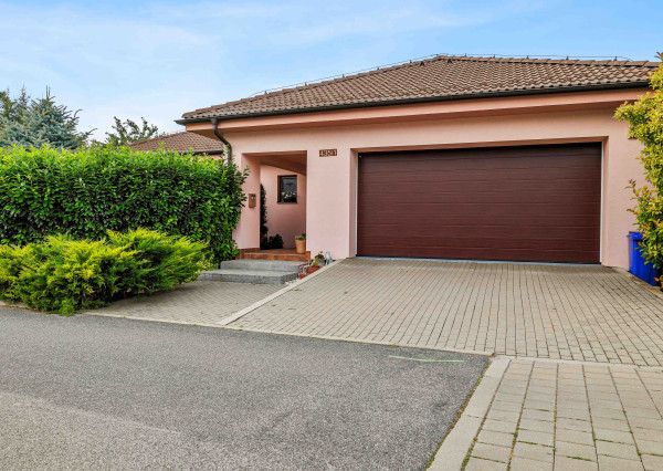 (PRERUŠENÝ PREDAJ) EXKLUZÍVNY PREDAJ - 5-IZBOVÝ NÍZKOENERGETICKÝ DOM - VODERADY