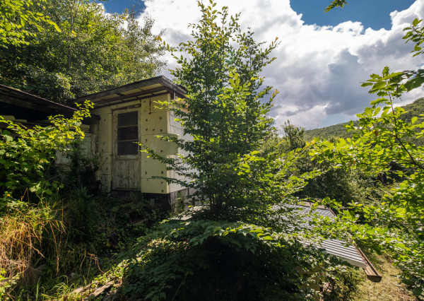 (TVORBA NOVEJ INZERCIE) UCHMATNITE SI ZÁHRADU V NIŽNOM KLÁTOVE ZA SKVELÚ CENU