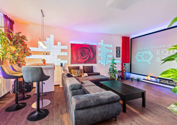 (PREDANÝ) EXKLUZÍVNY PREDAJ - MODERNÁ DELUXE 2-GARSÓNKA V PETRŽALKE