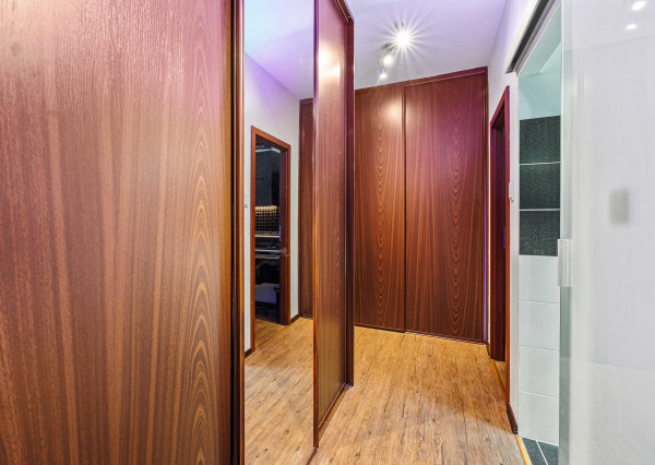 (PREDANÝ) EXKLUZÍVNY PREDAJ - MODERNÁ DELUXE 2-GARSÓNKA V PETRŽALKE