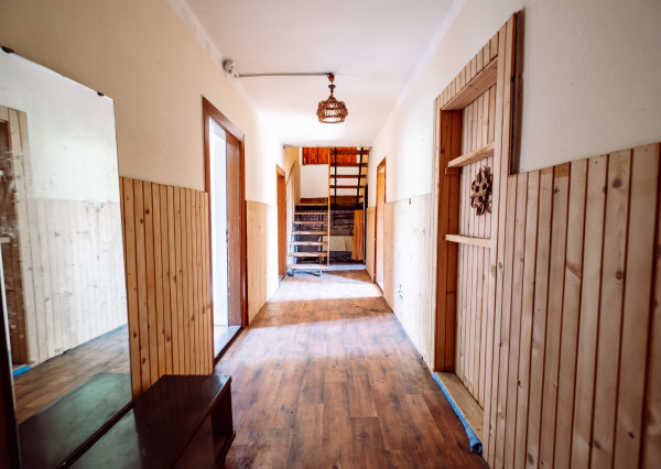 VÝHODNÁ PONUKA - RODINNÝ DOM NA PREDAJ V ZEMPLÍNSKEJ TEPLICI