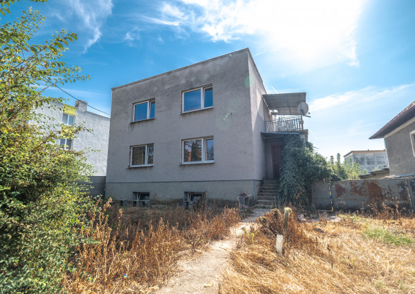 VÝHODNÁ PONUKA - RODINNÝ DOM NA PREDAJ V ZEMPLÍNSKEJ TEPLICI