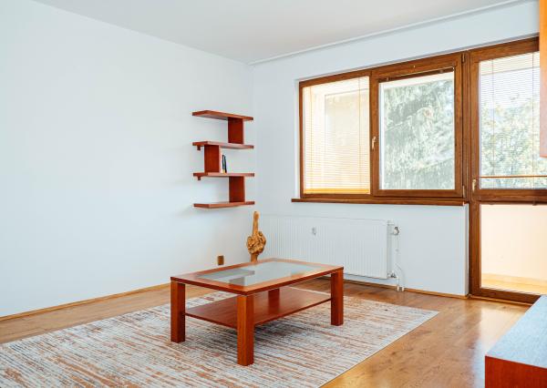 (PREDANÝ) VEĽKÝ MODERNIZOVANÝ 4-IZBOVÝ BYT NA SEKČOVE V PREŠOVE