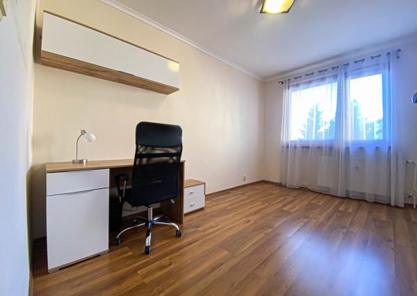 (PREDANÝ) VEĽKÝ MODERNIZOVANÝ 4-IZBOVÝ BYT NA SEKČOVE V PREŠOVE