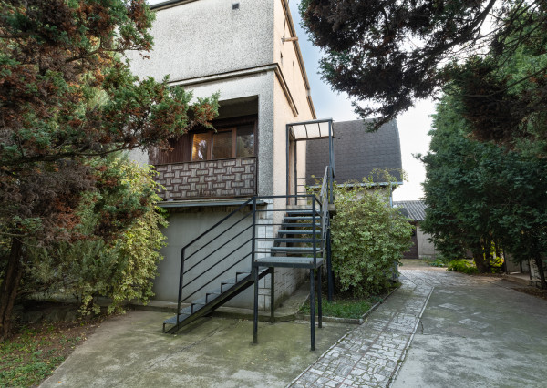 RODINNÝ DOM S VEĽKÝM POZEMKOM, 1711 M2, KOŠICE-BARCA