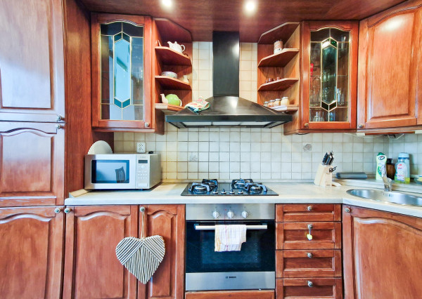 (PRENAJATÉ) 3-IZBOVÝ BYT PRI SLNEČNICIACH NA PRENÁJOM