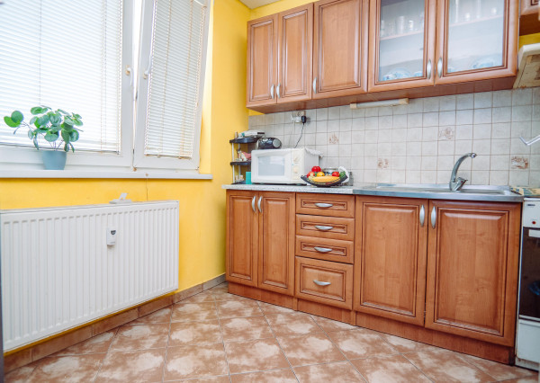 (PREDANÝ) ŠIKOVNÝ 2 IZBOVÝ BYT NA KVP – SKVELÁ CENA, VÝBORNÁ LOKALITA