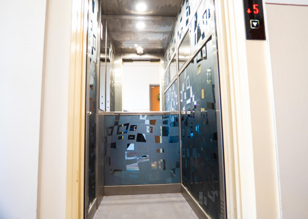 (PREDANÝ) 1,5 IZBOVÝ BYT NAD JAZEROM