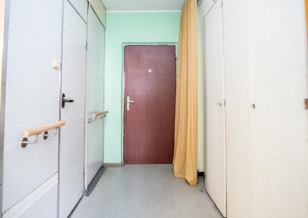 (PREDANÝ) 1,5 IZBOVÝ BYT NAD JAZEROM