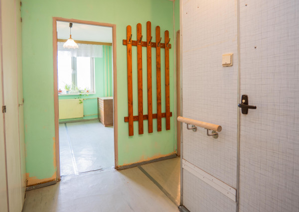 (PREDANÝ) 1,5 IZBOVÝ BYT NAD JAZEROM