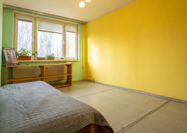 (PREDANÝ) 1,5 IZBOVÝ BYT NAD JAZEROM