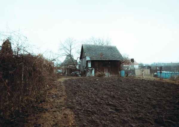 (PREDANÝ) RODINNÝ DOM V BIDOVCIACH – VEĽKÝ POZEMOK, VEĽKÉ MOŽNOSTI