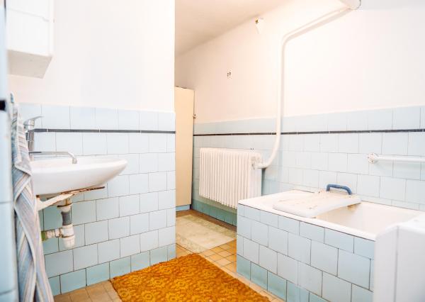 (PREDANÝ) RODINNÝ DOM V BIDOVCIACH – VEĽKÝ POZEMOK, VEĽKÉ MOŽNOSTI