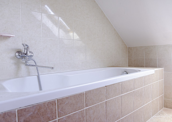 UNIKÁTNA VILA S PRESTÍŽNOU ADRESOU V MOLDAVE