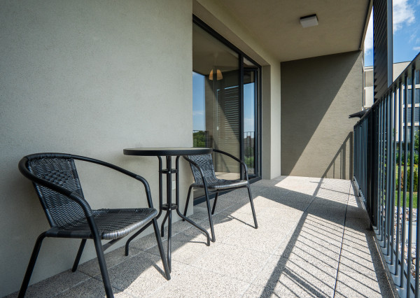 (PRENAJATÉ) PRENÁJOM MODERNÉHO 2 IZBOVÉHO BYTU S TERASOU V NOVOSTAVBE