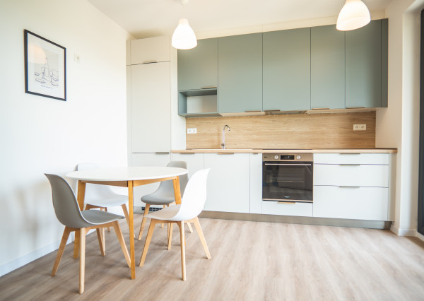 (PRENAJATÉ) PRENÁJOM MODERNÉHO 2 IZBOVÉHO BYTU S TERASOU V NOVOSTAVBE