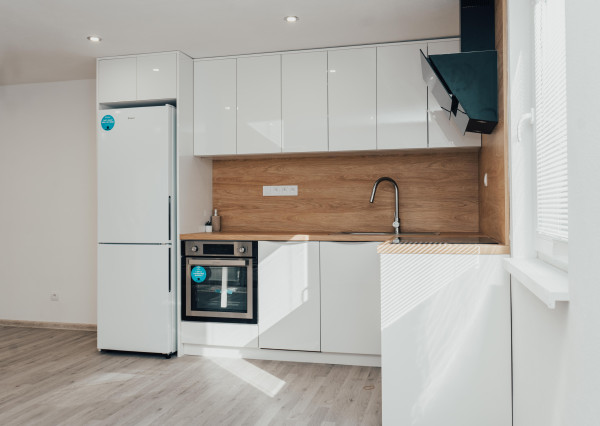 PRENÁJOM NOVOSTAVBY RODINNÉHO DOMU V JANÍKU