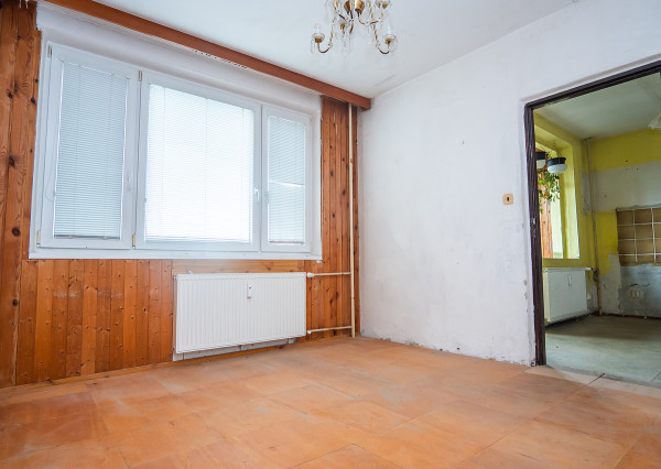 (REZERVOVANÉ) 3 IZBOVÝ BYT JANTÁROVÁ, KOŠICE - JUH