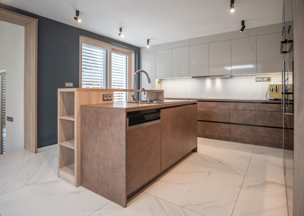 VILADOM KRÁSNA S RUKOPISOM ARCHITEKTA