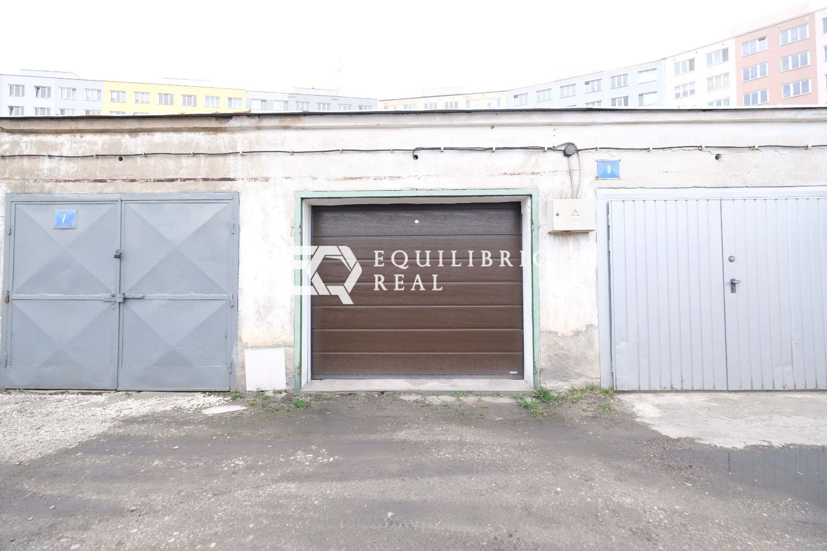 (PREDANÁ) PRIESTRANNÁ GARÁŽ S ELEKTRICKOU BRÁNOU NA PREDAJ KOŠICE - KRAKOVSKÁ