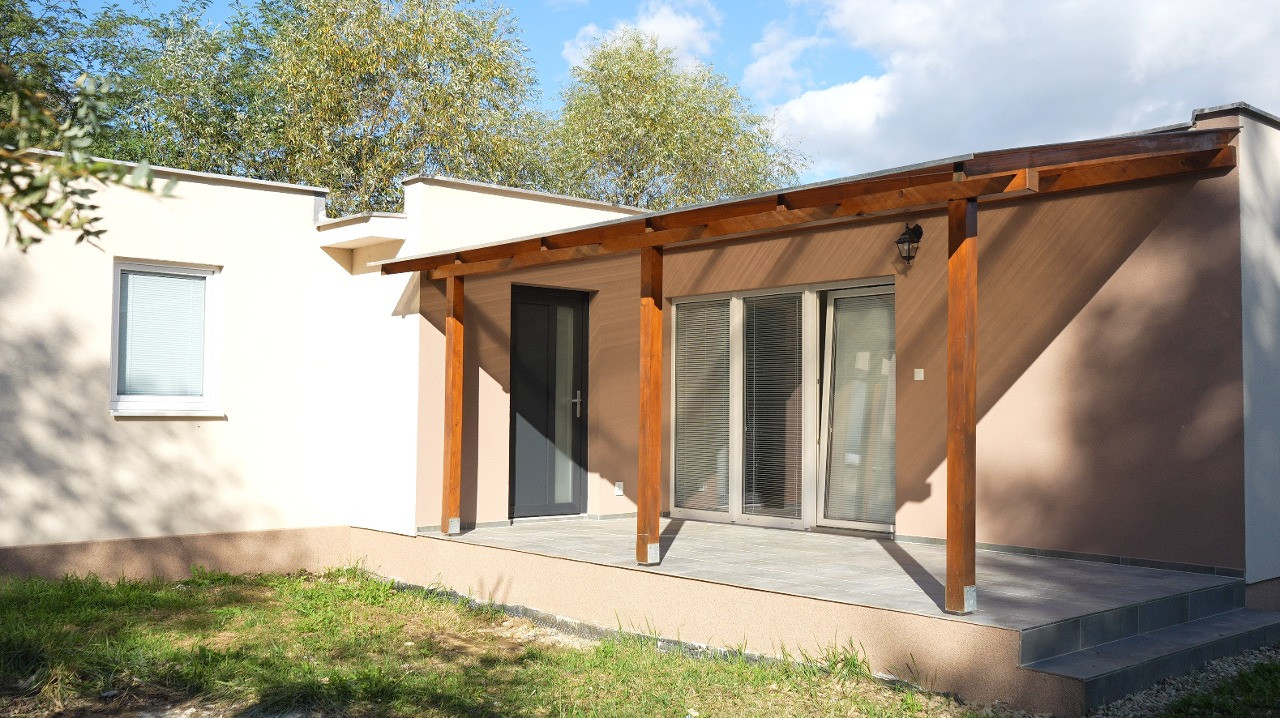 PRENÁJOM NOVOSTAVBY RODINNÉHO DOMU V JANÍKU